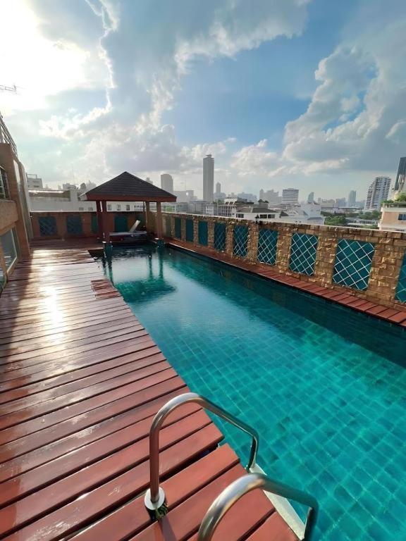 Go Inn Thonglor Bangkok Kültér fotó